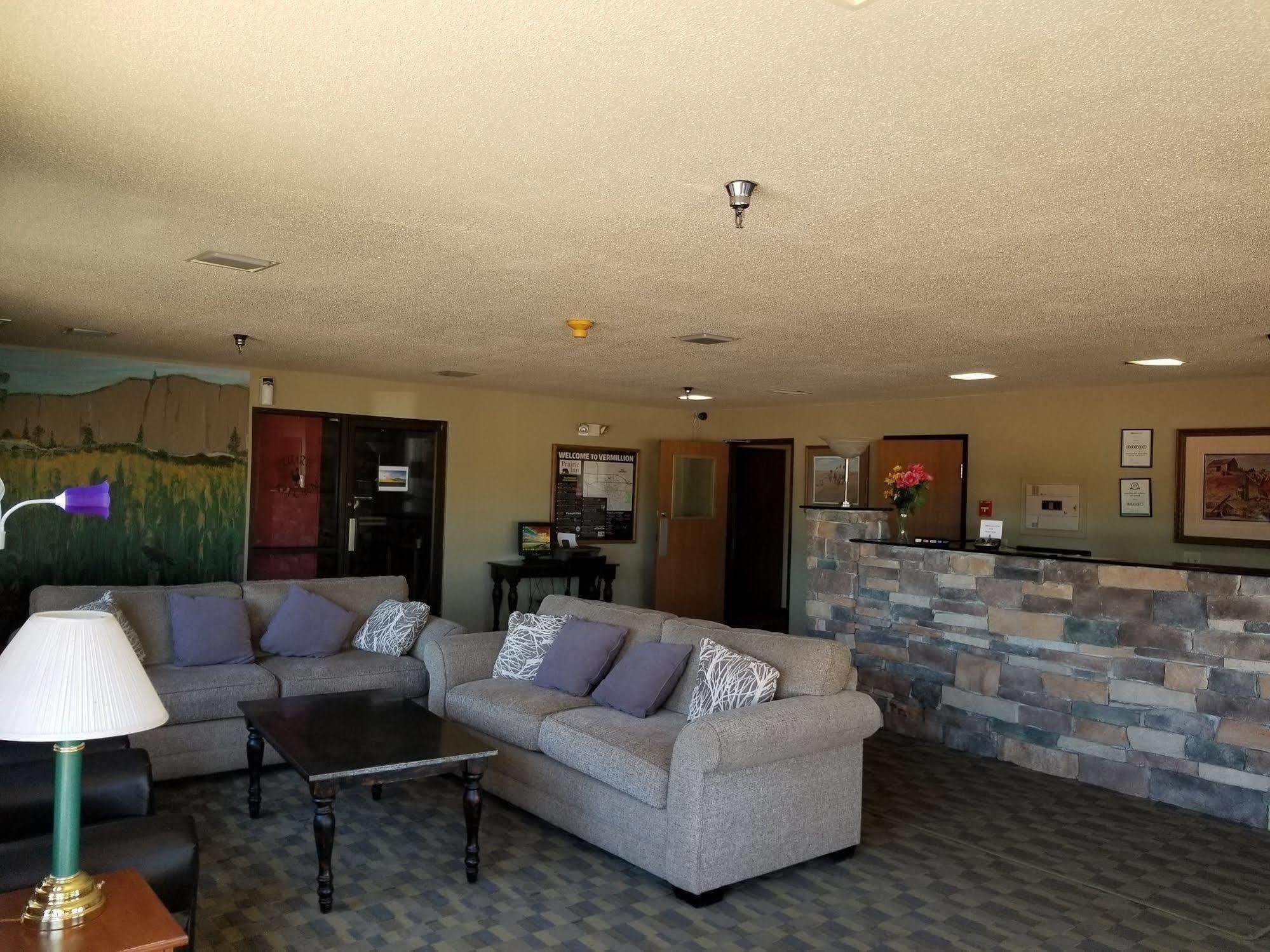 Prairie Inn Vermillion Bagian luar foto