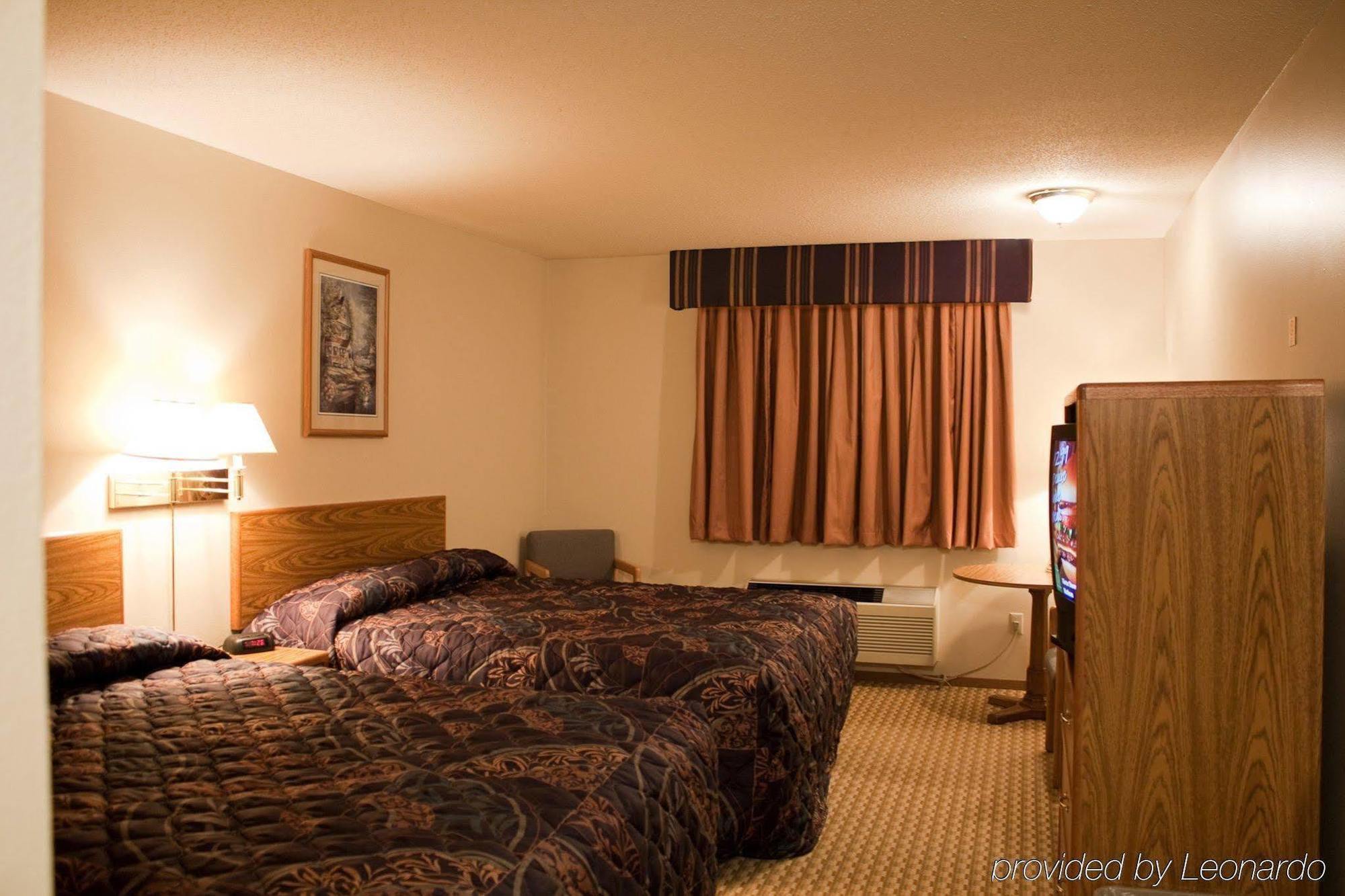 Prairie Inn Vermillion Bagian luar foto
