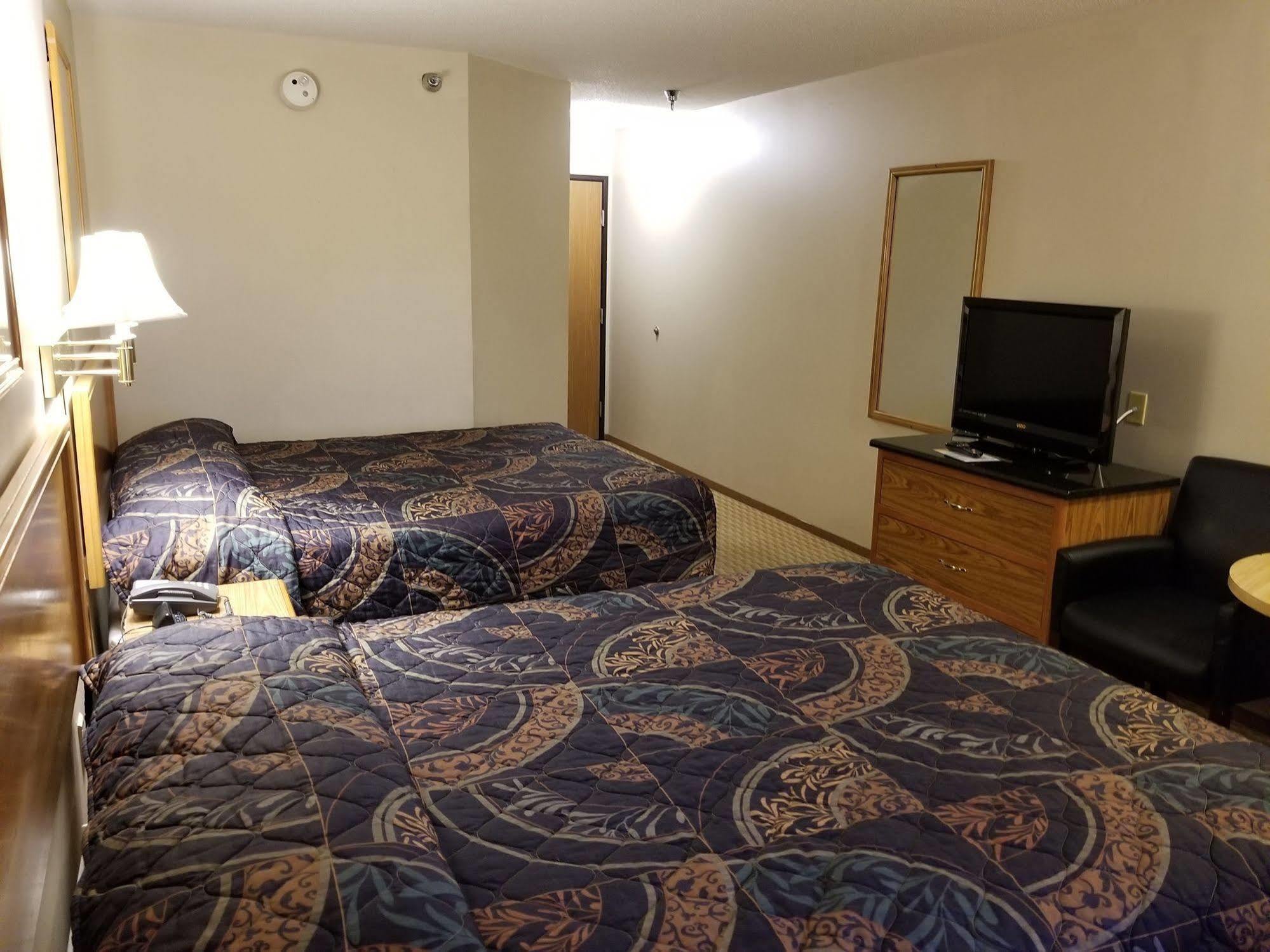 Prairie Inn Vermillion Bagian luar foto