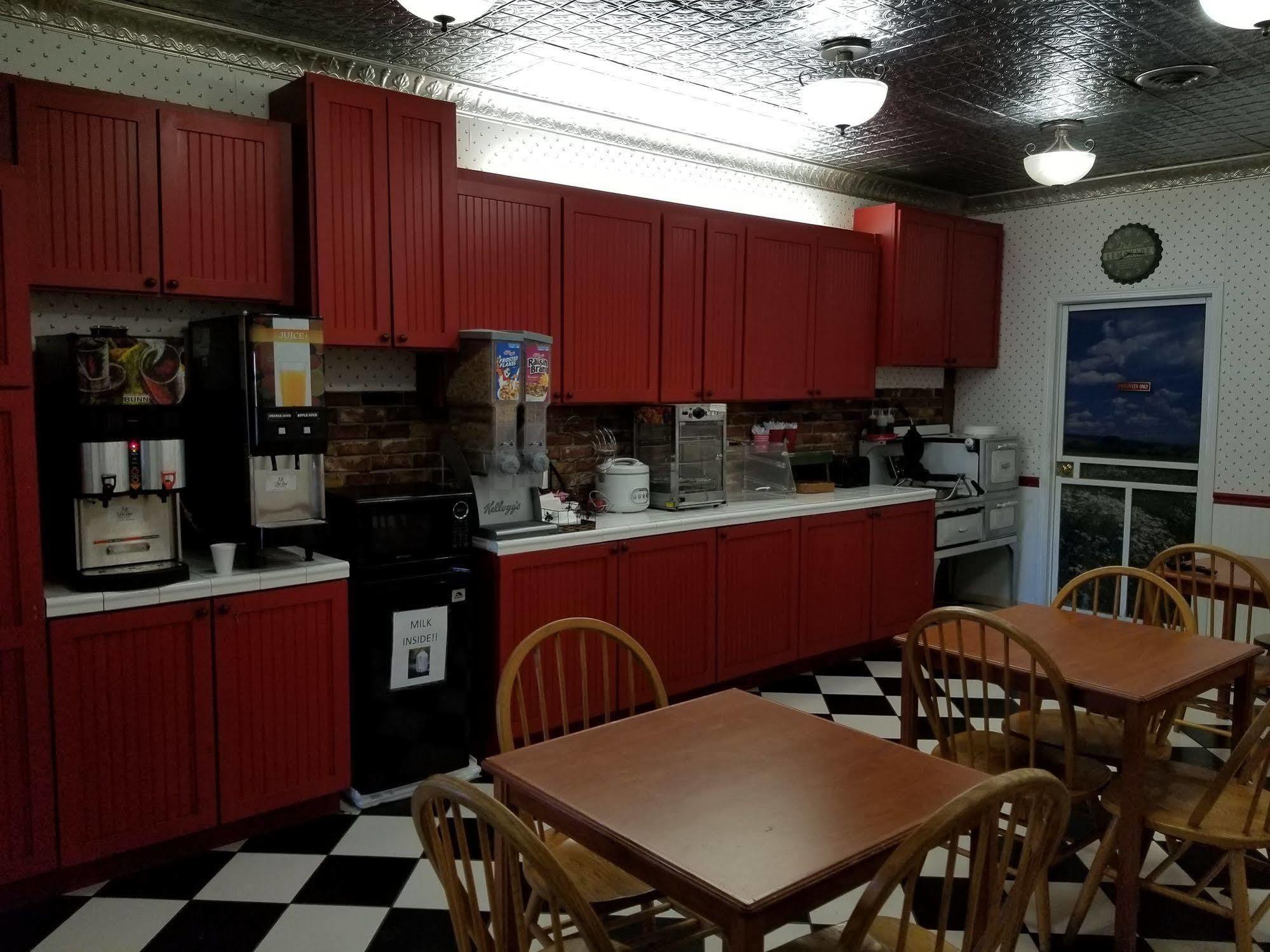 Prairie Inn Vermillion Bagian luar foto